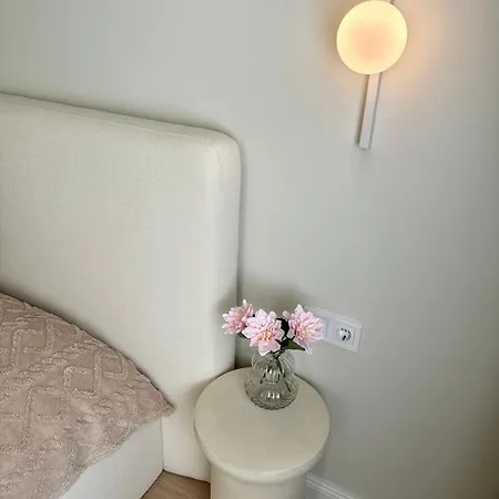 Heart Of Varna, Close To The Sea Lägenhet *